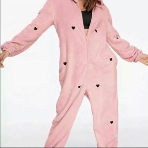 Victoria secret pink teddy one piece sleepwear! New with out tags! Size XS/S
